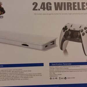 BRAND NEW never used Wireless Game and Controllers - Black and White